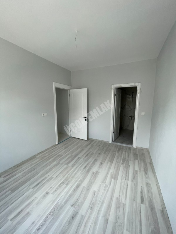 AFYON ÜÇOK EMLAKTAN KANLICA MAH 3+1 110M² SIFIR AYARINDA TEMİZ BAKIMLI KİRALIK DAİRE 