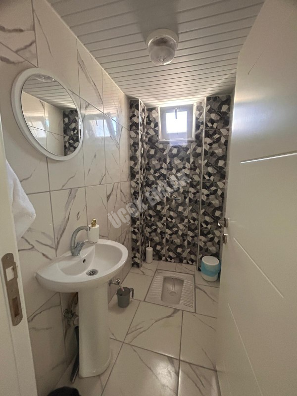 AFYTON ÜÇOK EMLAKTAN FATİH MAH SIFIR AYARINDA 2+1 80M² KİRALIK DAİRE