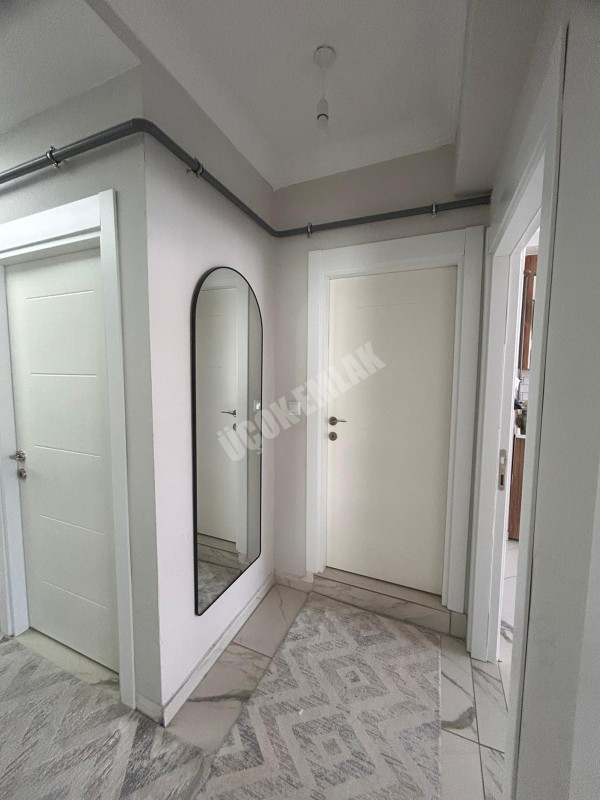 AFYTON ÜÇOK EMLAKTAN FATİH MAH SIFIR AYARINDA 2+1 80M² KİRALIK DAİRE