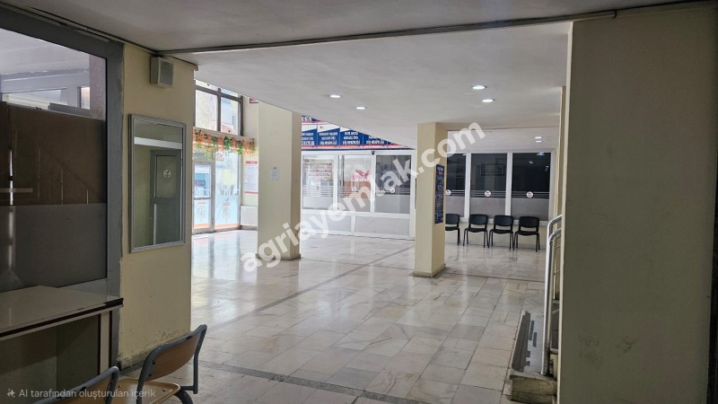 Ağrı Merkezde Satılık Yaklaşık 1500 M2 Kurumsal Kiracılı İş Yeri