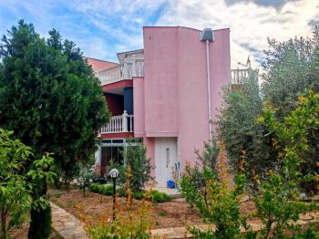 Didim Akbük Özpınar Sitesi’nde Denize 150 m, 3+1 Villa