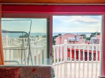 Didim Akbük Özpınar Sitesi’nde Denize 150 m, 3+1 Villa