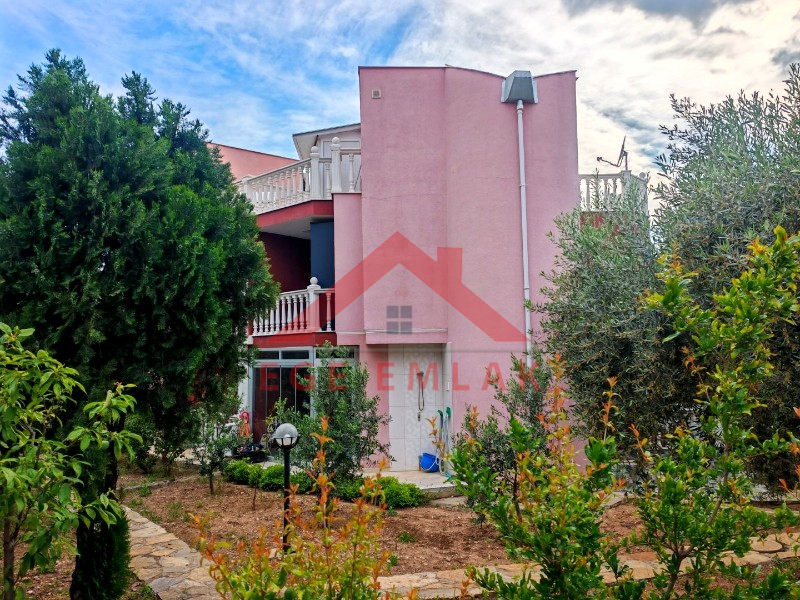 Didim Akbük Özpınar Sitesi’nde Denize 150 m, 3+1 Villa