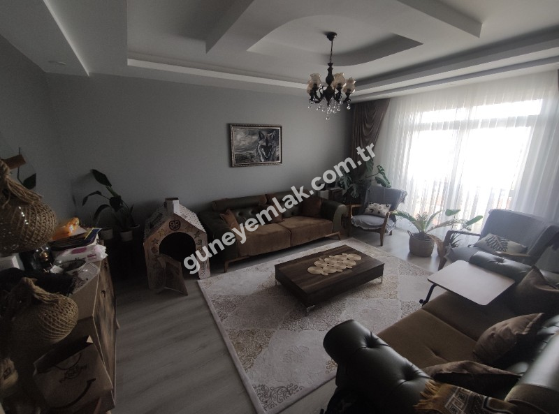 ZEMBİLLİ'DE SİTE İÇİ SATILIK LÜKS 3+1