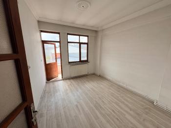 GÜVENAY - ÇORUM KARAKEÇİLİ CAMİİ KARŞISI 2+1 KİRALIK DAİRE