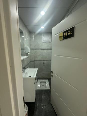 GÜVENAY - ÇORUM GAZİ CADDESİ ÜZERİ 3+1 KİRALIK OFİS 