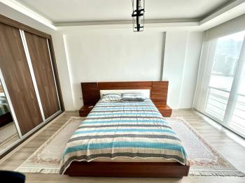 Kıbrıs Girne Türk Mahallesi’nde Satılık 3+1 Konforlu Daire