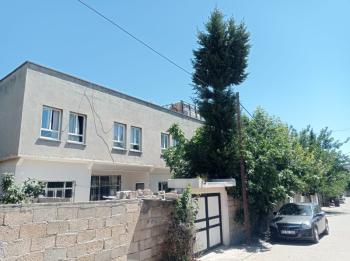 YILMAZ EMLAKTAN KAHTA MENDERES MAHALESİNDE SATILIK 2 KATLI MÜSTAKİL EV
