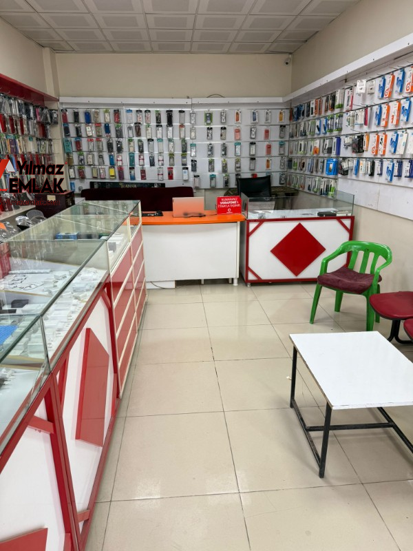 YILMAZ EMLAK'TAN KAHTA RECEP TAYYİP ERDOĞAN CADDESİNDE SATILIK 30 m² DÜKKAN