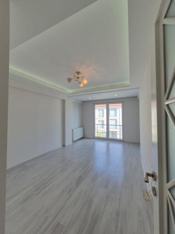 AFYON ÜÇOK EMLAKTAN GAZİ MAH 3+1 113M² SIFIR AYARINDA SATILIK DAİRE 