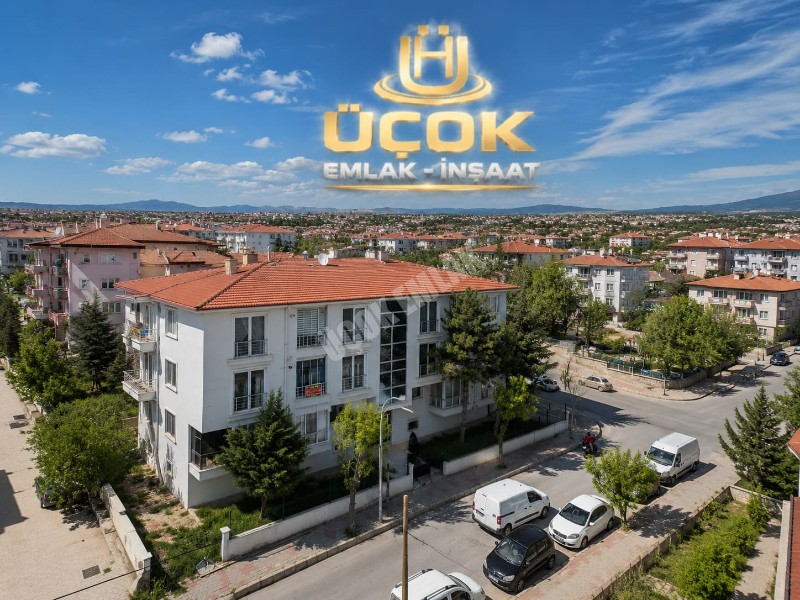 AFYON ÜÇOK EMLAKTAN GAZİ MAH 3+1 113M² SIFIR AYARINDA SATILIK DAİRE 