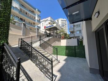 KURTSAFİRRESİDENCE BARBAROS CADDESİ KİRALIK BOŞ 2+1 YENİ PROJE MAHMUTLAR ALANYA ANTALYA 
