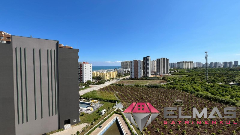 Elmas’tan Çeşmeli'de Yatırıma Uygun Sıfır Projede Deniz Manzaralı  1+1 