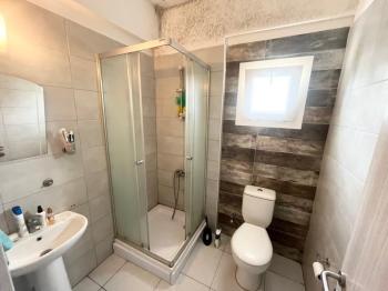 KÜÇÜK KAYMAKLI'DA TÜRK MALI EŞYALI SATILIK DAİRE 