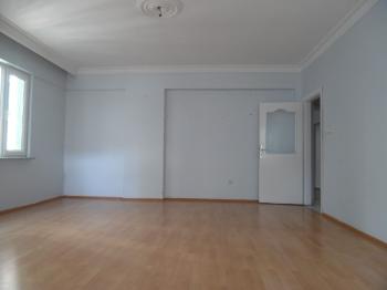 MUHİTTİN MAHALLESİNDE KİRALIK ARA KAT 3+1 DAİRE 