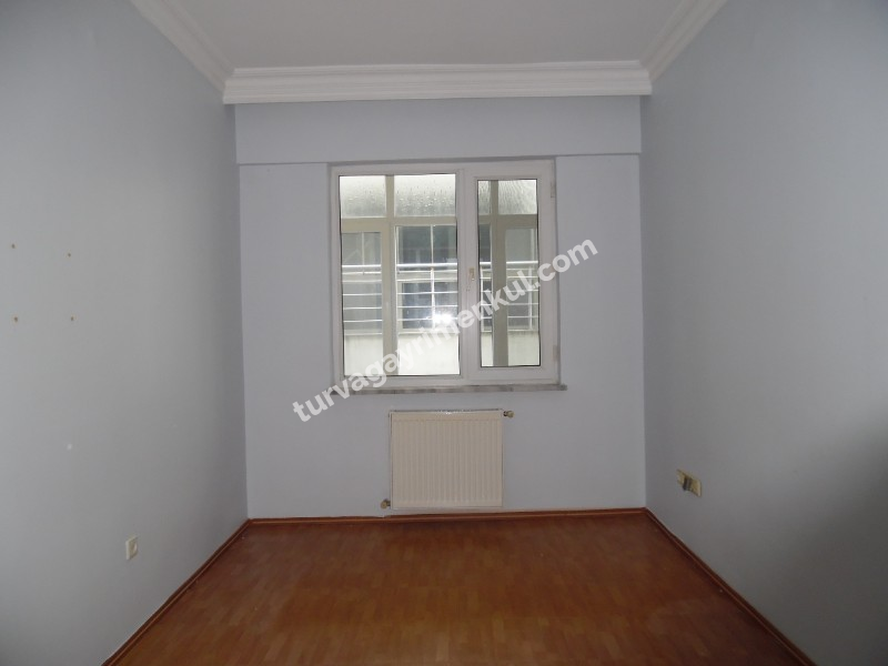 MUHİTTİN MAHALLESİNDE KİRALIK ARA KAT 3+1 DAİRE 