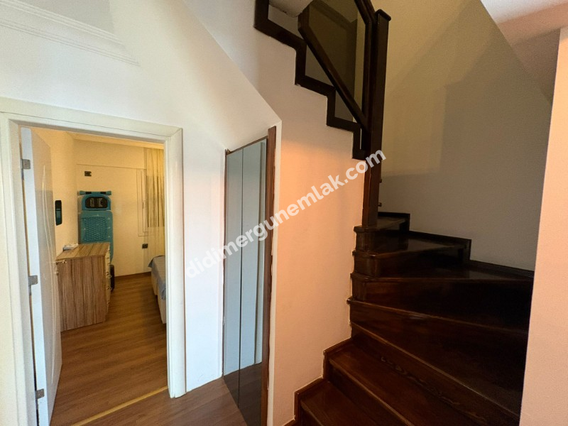 ALTINKUM MAHALLESİ’NDE DENİZE 50 METRE 3+1 KATTA DUBLEKS SATILIK DAİRE