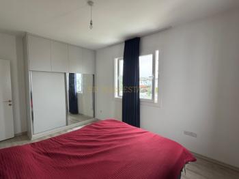 Lefkoşa Gönyeli'de 2 Katlı Binada Full Eşyalı Satılık 3+1 Daire