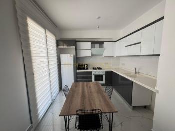 Lefkoşa Hamitköy'de Ebeveyn Banyolu Full Eşyalı Kiralık 2+1 Daire