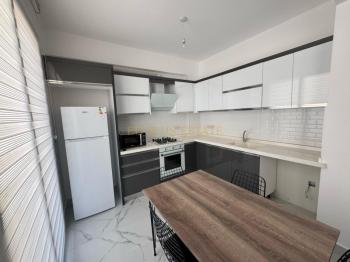 Lefkoşa Hamitköy'de Ebeveyn Banyolu Full Eşyalı Kiralık 2+1 Daire