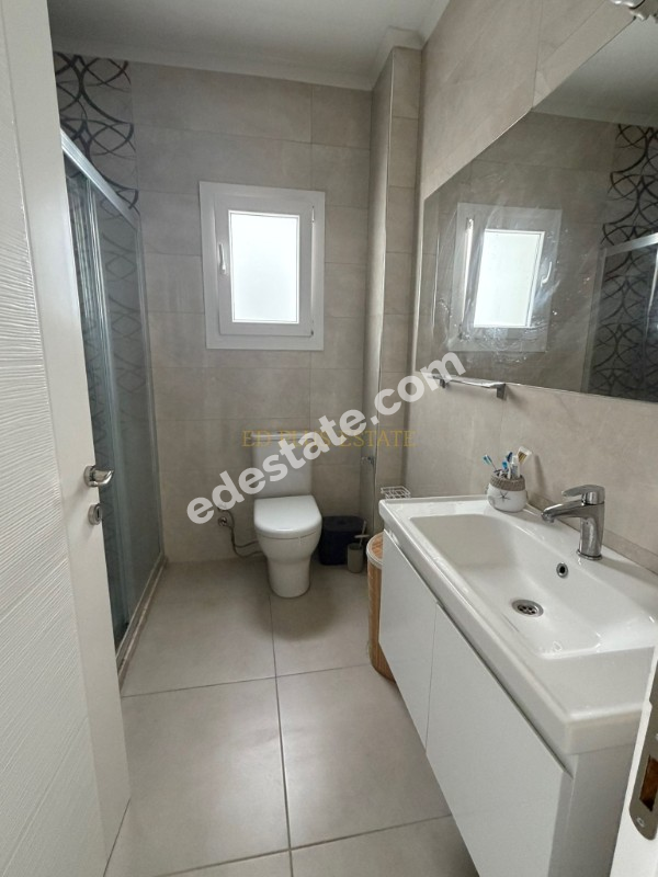 Lefkoşa Gönyeli'de 2 Katlı Binada Full Eşyalı Satılık 3+1 Daire
