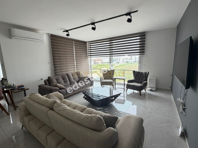 Lefkoşa Gönyeli'de 2 Katlı Binada Full Eşyalı Satılık 3+1 Daire