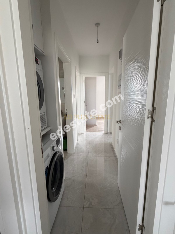 Lefkoşa Gönyeli'de 2 Katlı Binada Full Eşyalı Satılık 3+1 Daire