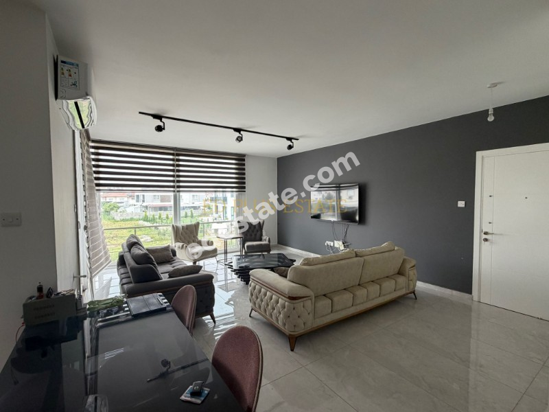 Lefkoşa Gönyeli'de 2 Katlı Binada Full Eşyalı Satılık 3+1 Daire