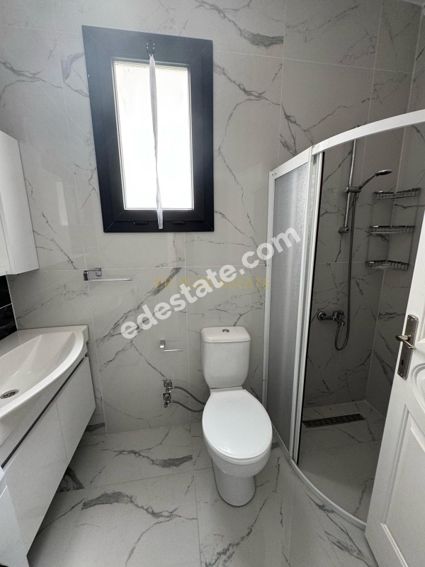 Lefkoşa Hamitköy'de Ebeveyn Banyolu Full Eşyalı Kiralık 2+1 Daire