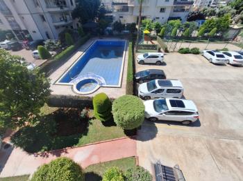 Elmas'tan Tek Blok ,Havuzlu,Doğalgazlı İskanlı,Soli Center Arkası Kaçmaz