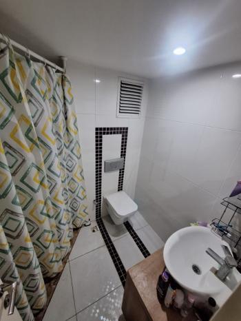 Elmas'tan Tek Blok ,Havuzlu,Doğalgazlı İskanlı,Soli Center Arkası Kaçmaz