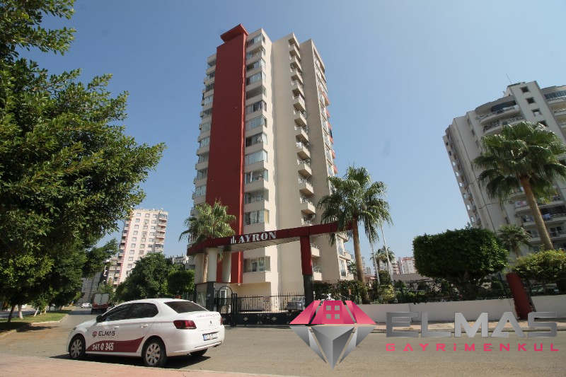 Elmas'tan Tek Blok ,Havuzlu,Doğalgazlı İskanlı,Soli Center Arkası Kaçmaz