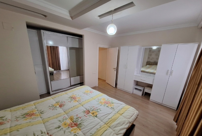 Elmas'tan Tek Blok ,Havuzlu,Doğalgazlı İskanlı,Soli Center Arkası Kaçmaz