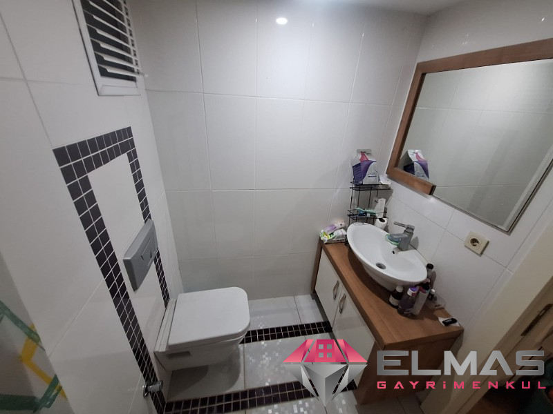 Elmas'tan Tek Blok ,Havuzlu,Doğalgazlı İskanlı,Soli Center Arkası Kaçmaz