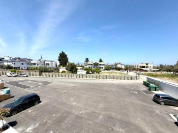Kıbrıs Girne Edremit Çevreyolu Üzerinde Satılık Deniz ve Dağ Manzaralı Sıfır Dükkan