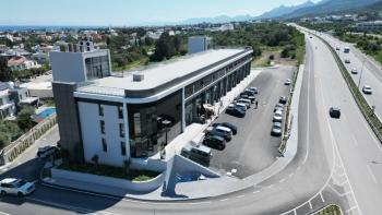 Kıbrıs Girne Edremit Çevreyolu Üzerinde Satılık Deniz ve Dağ Manzaralı Sıfır Ofisler