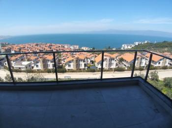 MUDANYA GÜZELYALI BURGAZ'DA DENİZ MANZARALI SATILIK SIFIR DAİRELER