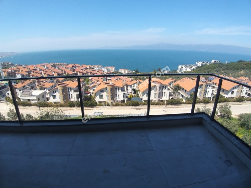 MUDANYA GÜZELYALI BURGAZ\\\\\\\\\\\\\\\'DA DENİZ MANZARALI SATILIK SIFIR DAİRELER