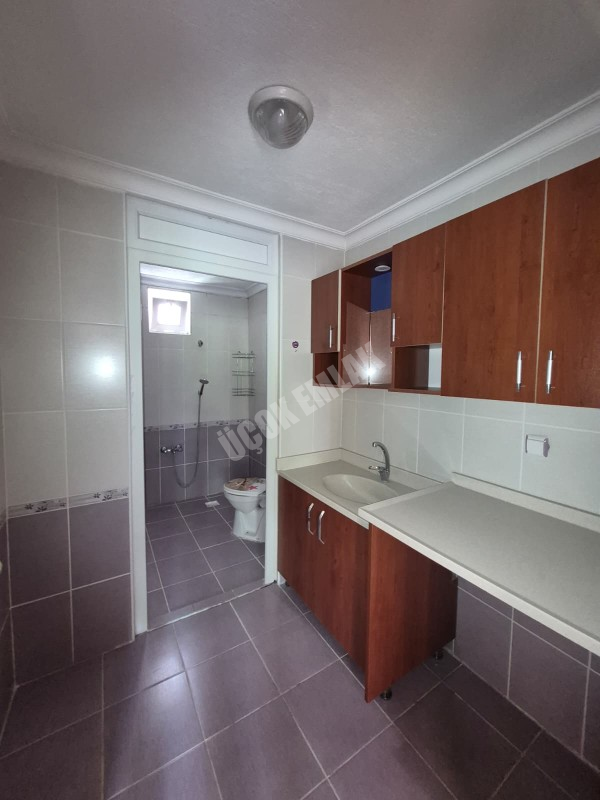  ✨ AFYON ÜÇOK EMLAKTAN MAREŞAL FEVZİ ÇAKMAK MAH 3+1 140M² TEMİZ BAKIMLI KİRALLIK DAİRE ✨