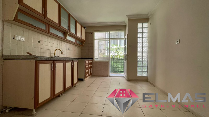 Elmas’tan Gazi Mah’de Asansörlü 3+1 Metrajlı Geniş 2+1