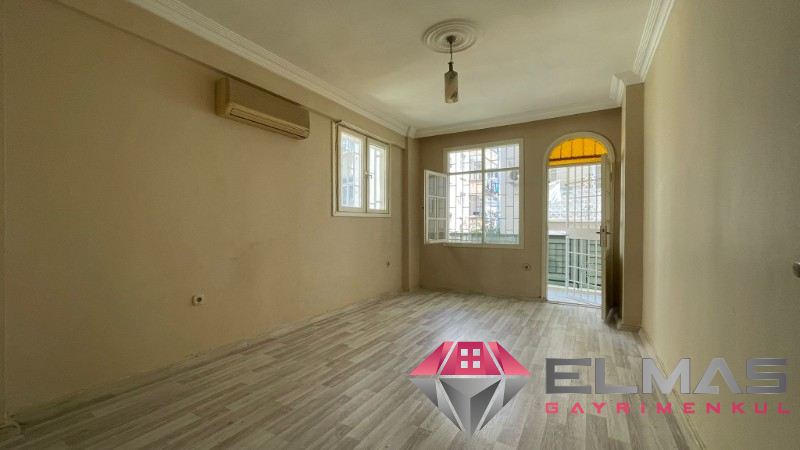 Elmas’tan Gazi Mah’de Asansörlü 3+1 Metrajlı Geniş 2+1