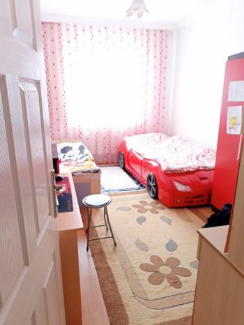 GÜVENAY - ÇORUM ATA CADDESİ ÜZERİ MERT PİDE KARŞISI 3+1 SATILIK DAİRE