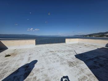 MUDANYA GÜZELYALI SAHİLE SIFIR İÇİ YAPILI 3+1 126 M2 DAİRELER