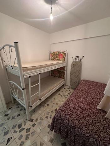  ALTINKUM MAHALLESİ’NDE BULVARA ÇOK YAKIN KATTA TEK 2+1 AYRI MUTFAK DAİRE