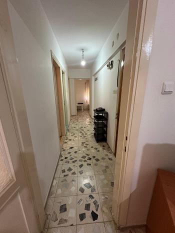  ALTINKUM MAHALLESİ’NDE BULVARA ÇOK YAKIN KATTA TEK 2+1 AYRI MUTFAK DAİRE