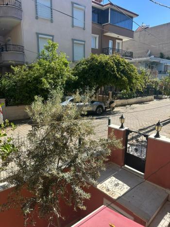  ALTINKUM MAHALLESİ’NDE BULVARA ÇOK YAKIN KATTA TEK 2+1 AYRI MUTFAK DAİRE