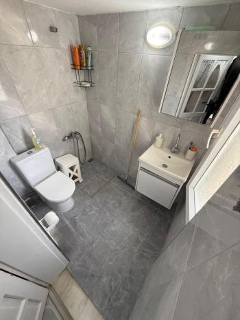 ÇAMLIK MAHALLESİ AYTEPE SİTESİ’NDE PLAJA 200 METRE 3+1 FIRSAT VİLLA