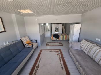 ÇAMLIK MAHALLESİ AYTEPE SİTESİ’NDE PLAJA 200 METRE 3+1 FIRSAT VİLLA