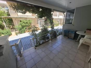 ÇAMLIK MAHALLESİ AYTEPE SİTESİ’NDE PLAJA 200 METRE 3+1 FIRSAT VİLLA
