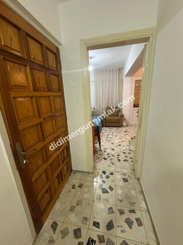  ALTINKUM MAHALLESİ’NDE BULVARA ÇOK YAKIN KATTA TEK 2+1 AYRI MUTFAK DAİRE